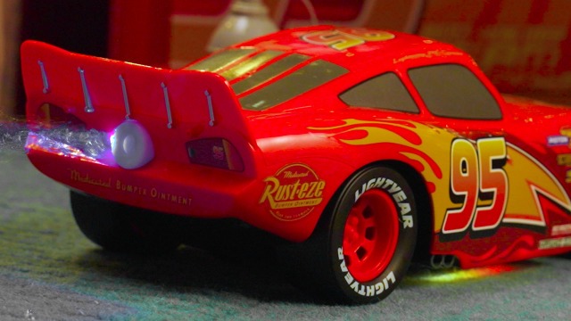Amazon.com: Disney Store Official Lightning McQueen Remote Control